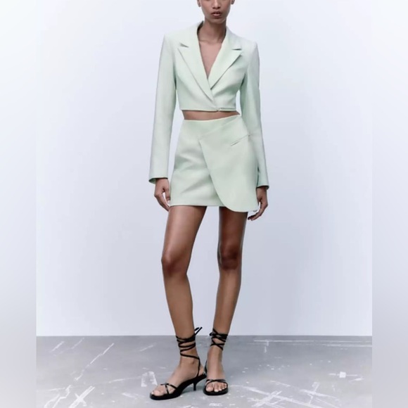 zara blazer dress green Quality Zara blazer dress/blazer, Size 12, 2,500/=, #SOLD